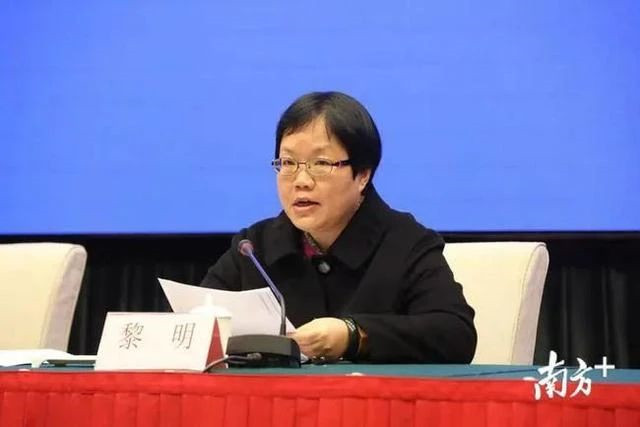 处分两名副市长免掉市卫健委主任，广州给南京立了标准